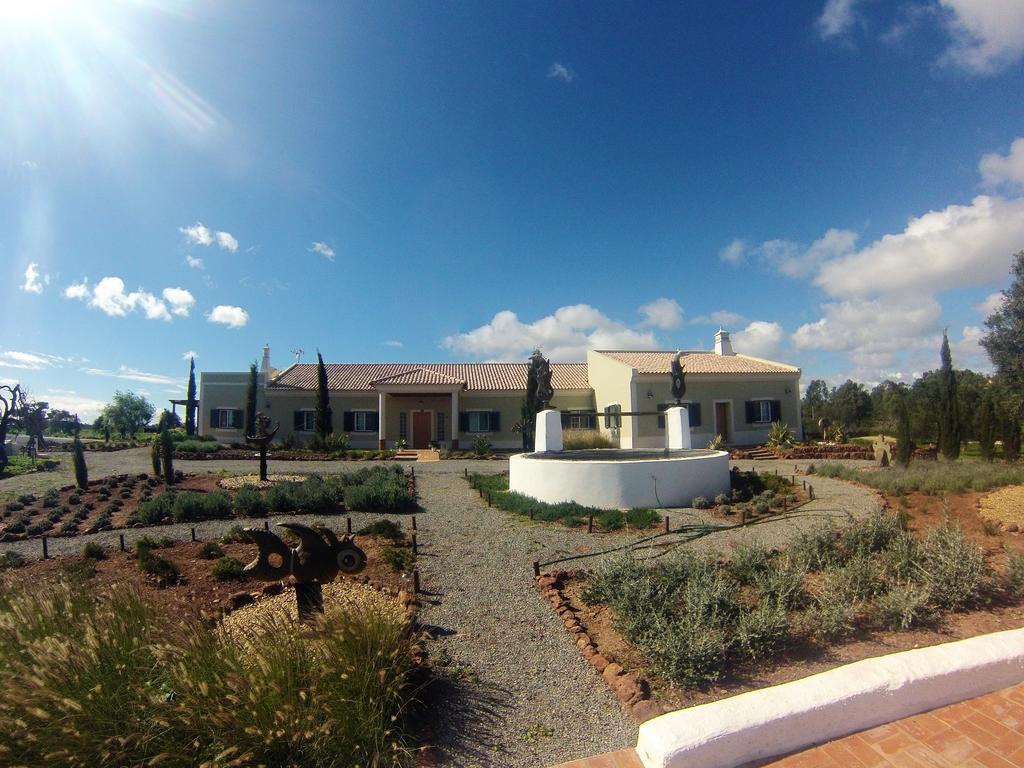 Country house Espargosa Monte De Baixo & Art *